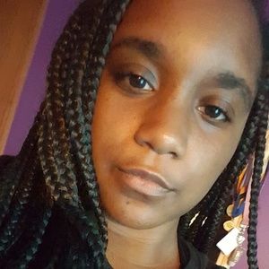 Meet your Posher, Christin